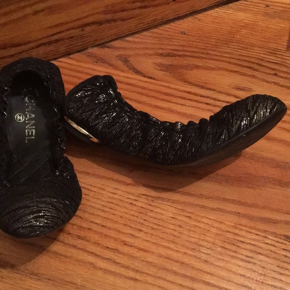 Authentic Chanel slip ons - Picture 2 of 8